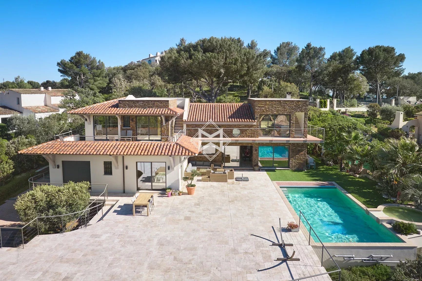 Maison à vendre, 350m², Cavalaire-sur-Mer