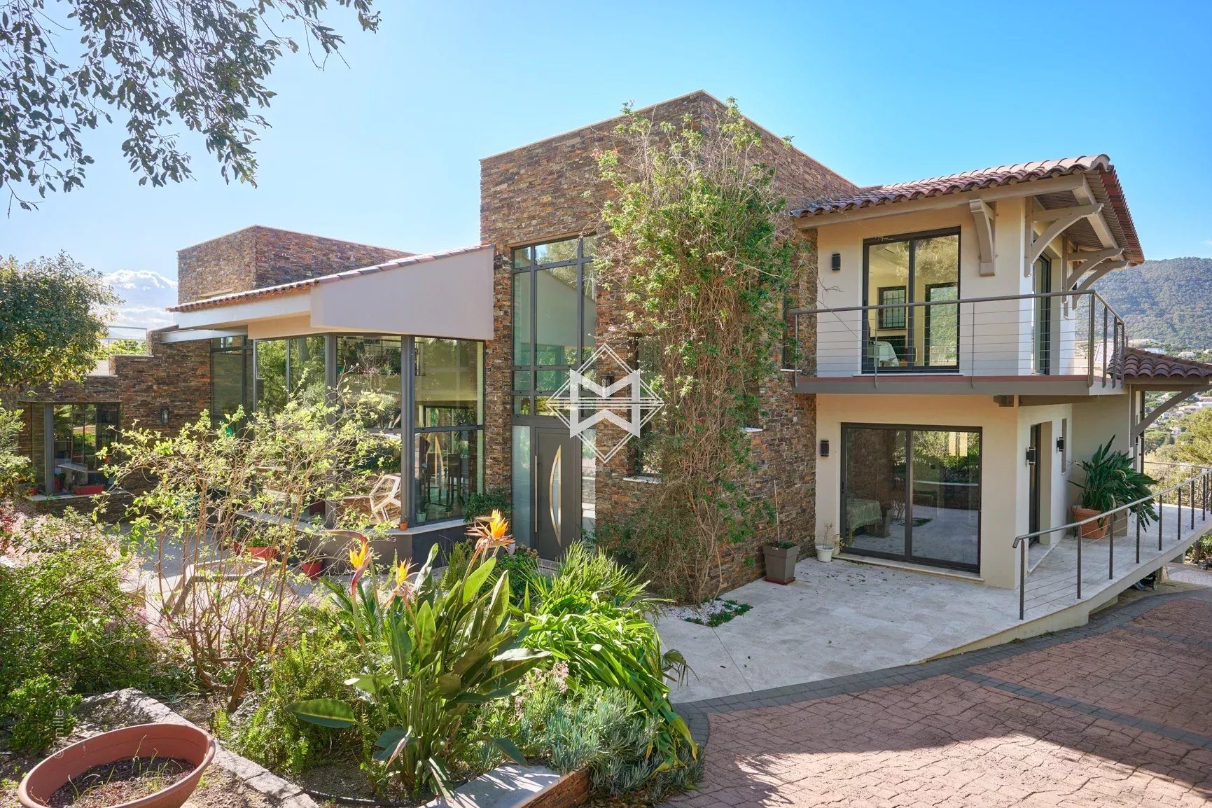 Maison à vendre, 350m², Cavalaire-sur-Mer