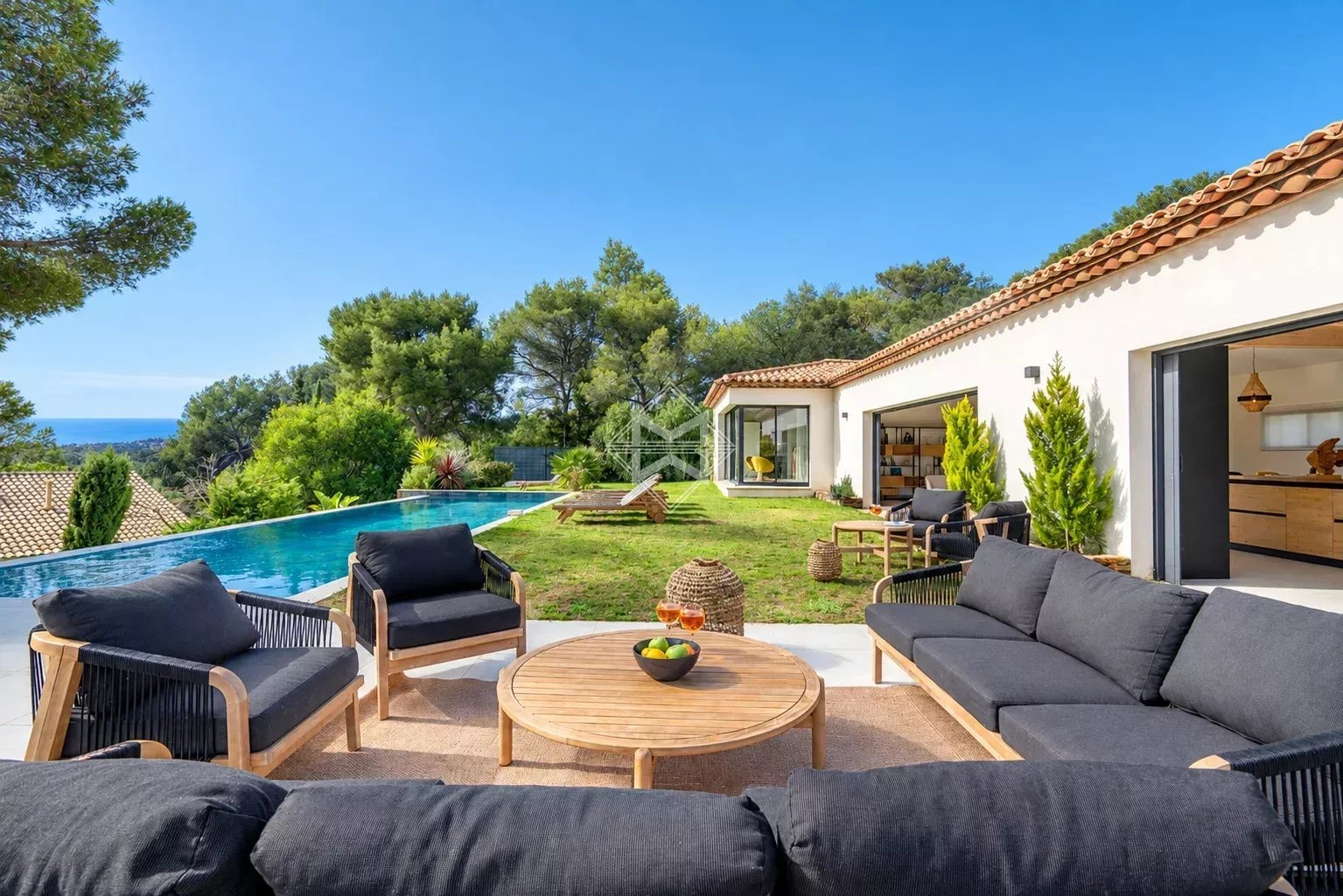 Maison à vendre, 350m², La Croix-Valmer