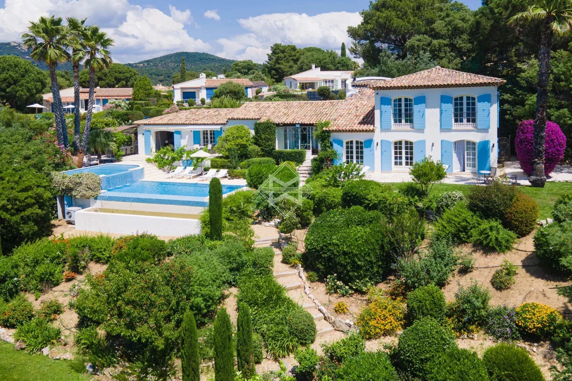 Maison à louer, 250m², Grimaud