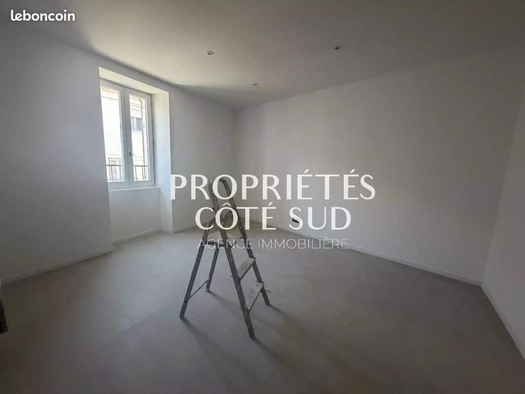 Maison à louer, 85m², Roquemaure