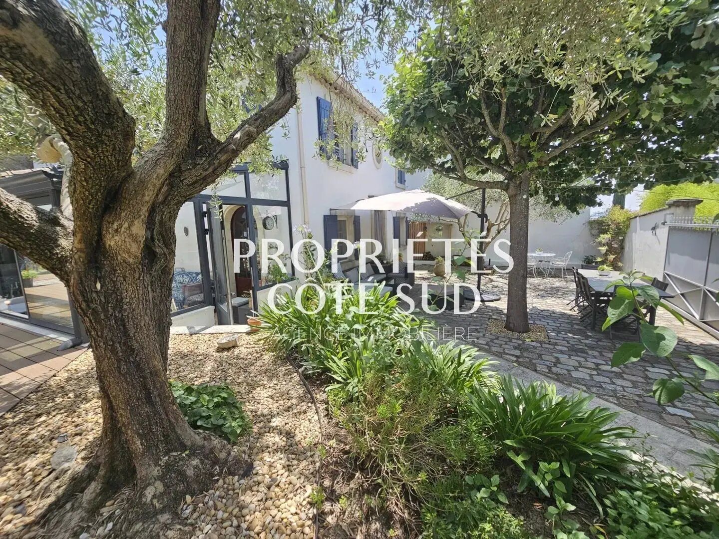 Maison à vendre, 246m², Villeneuve-lès-Avignon