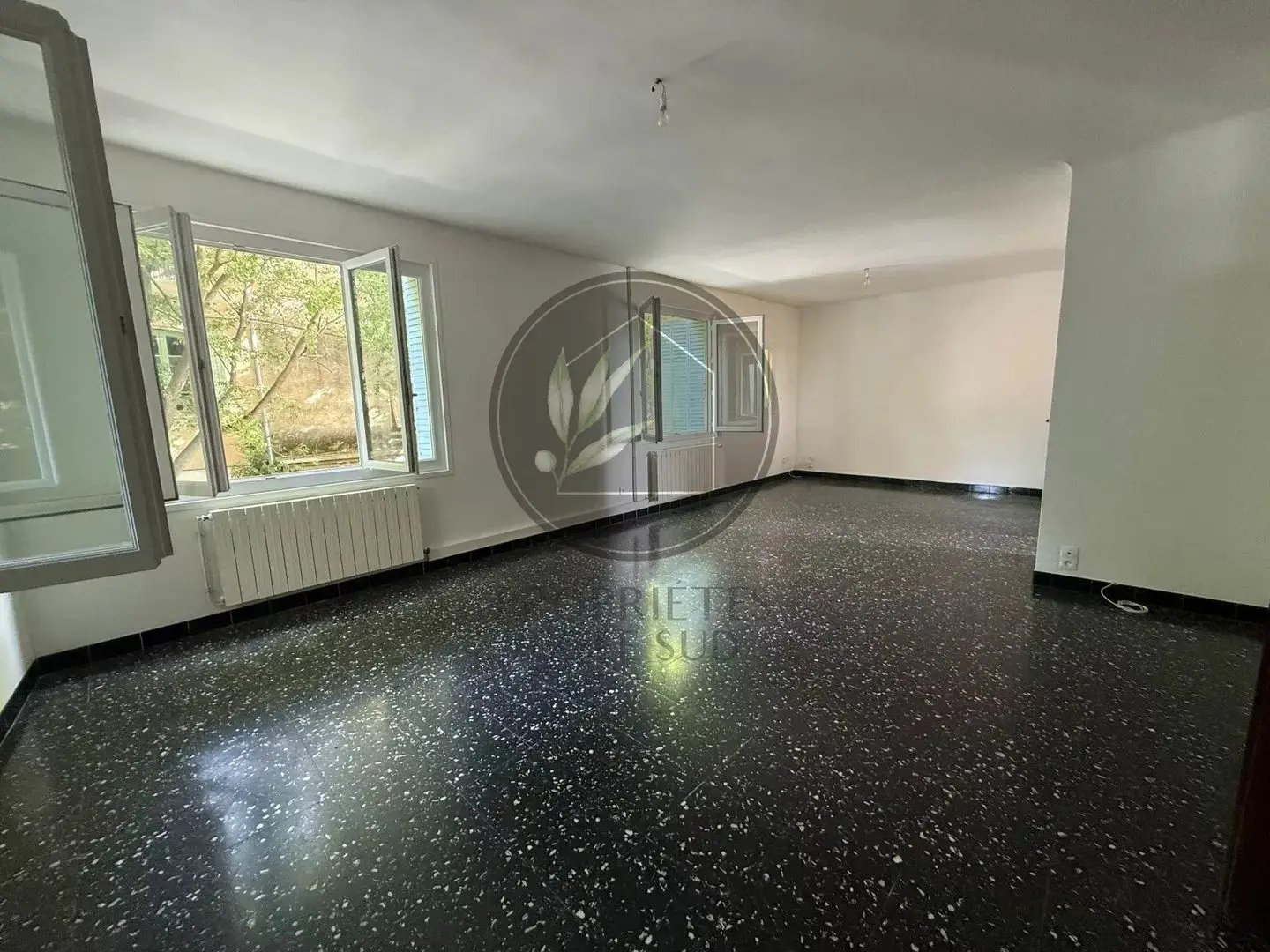 Maison à vendre, 157m², Laudun-l'Ardoise