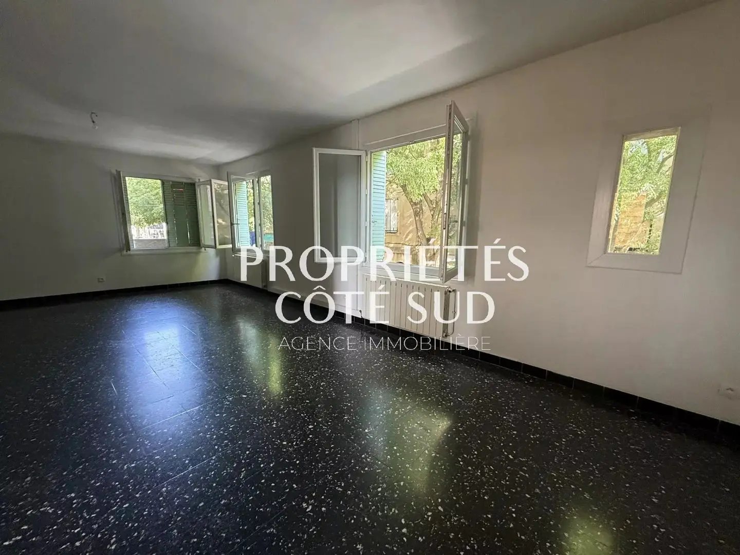 Maison à vendre, 157m², Laudun-l'Ardoise