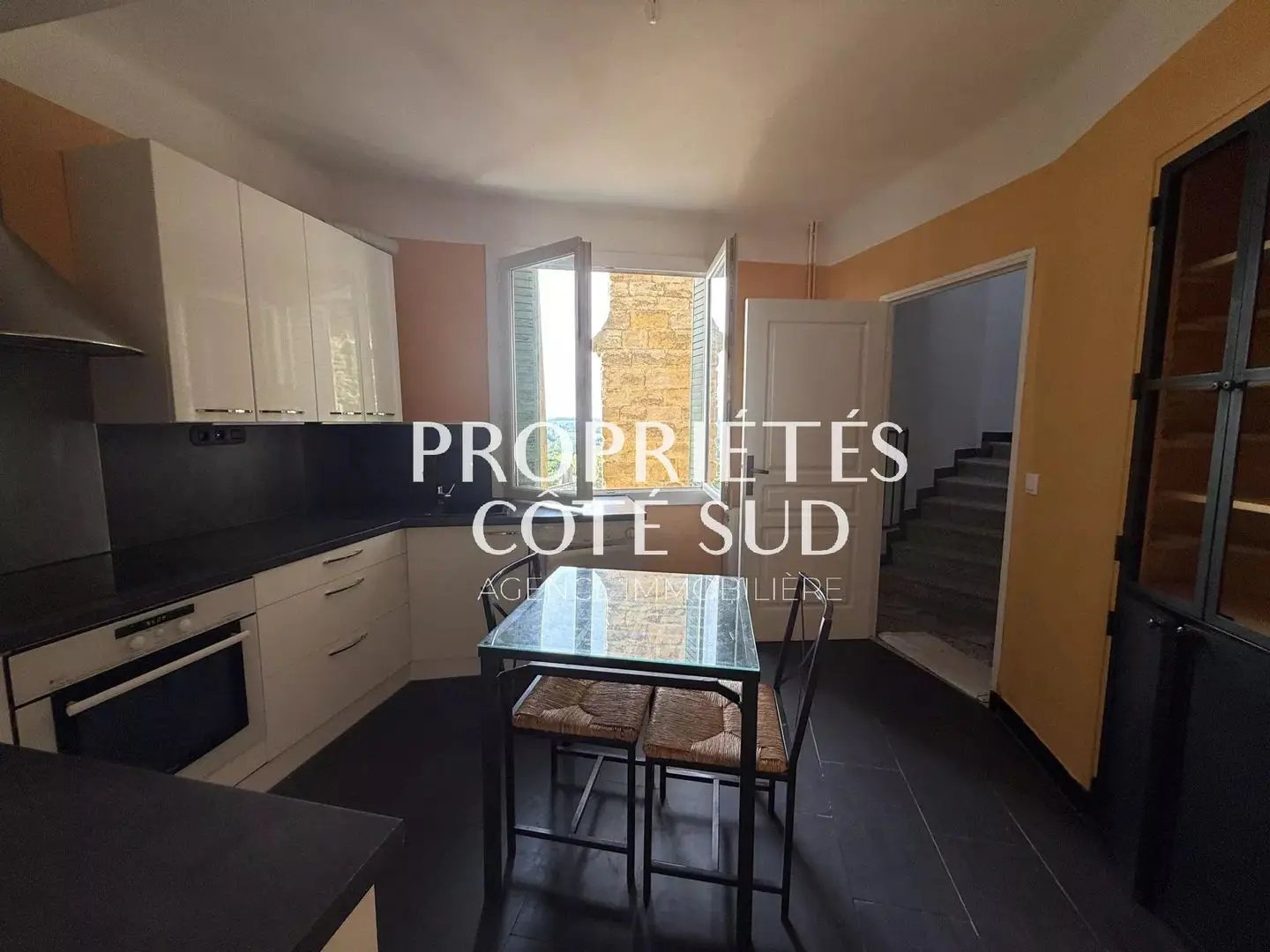 Maison à vendre, 157m², Laudun-l'Ardoise