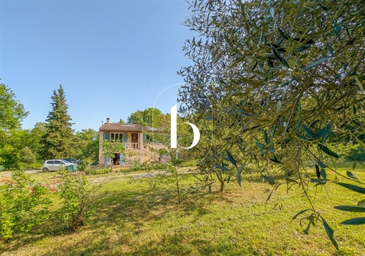 Maison 11 pièces 180 m² · à Barjac · 180 m² · 399 000 €