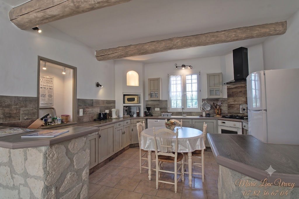 Maison à vendre, 215m², Saint-Rémy-de-Provence