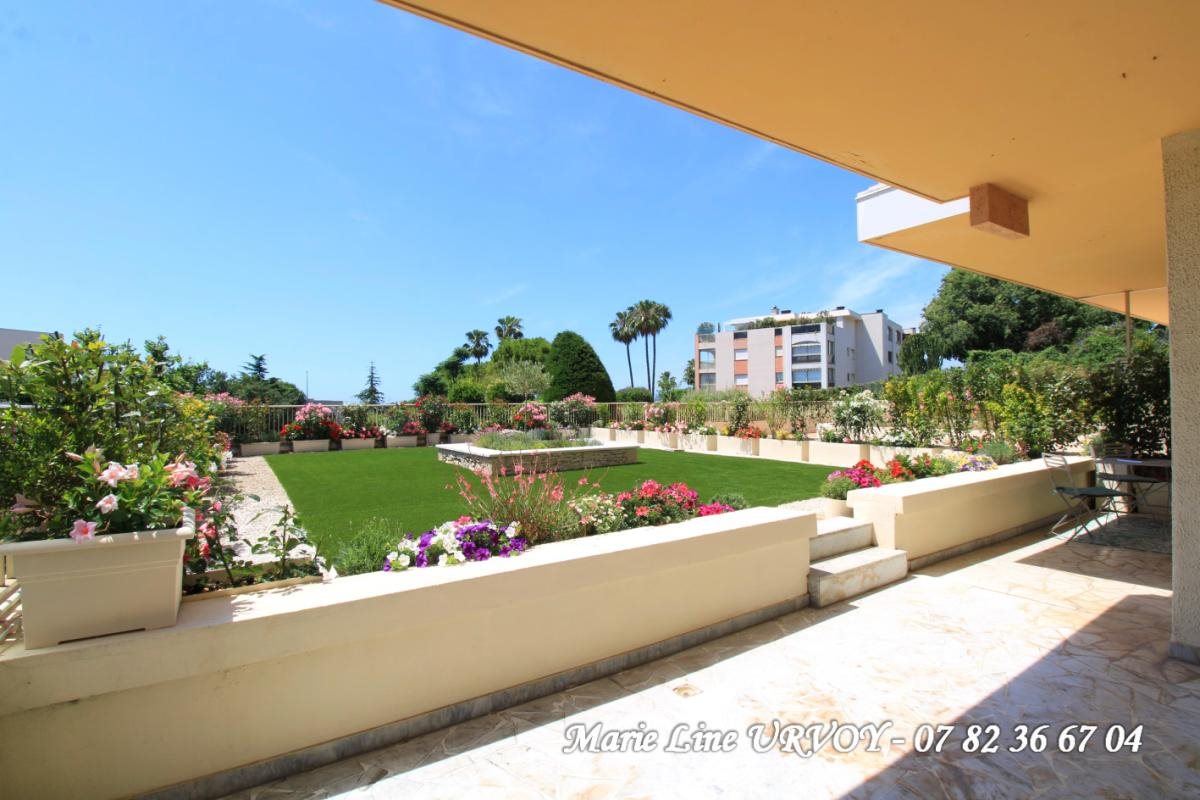 Appartement à vendre, 100m², Antibes