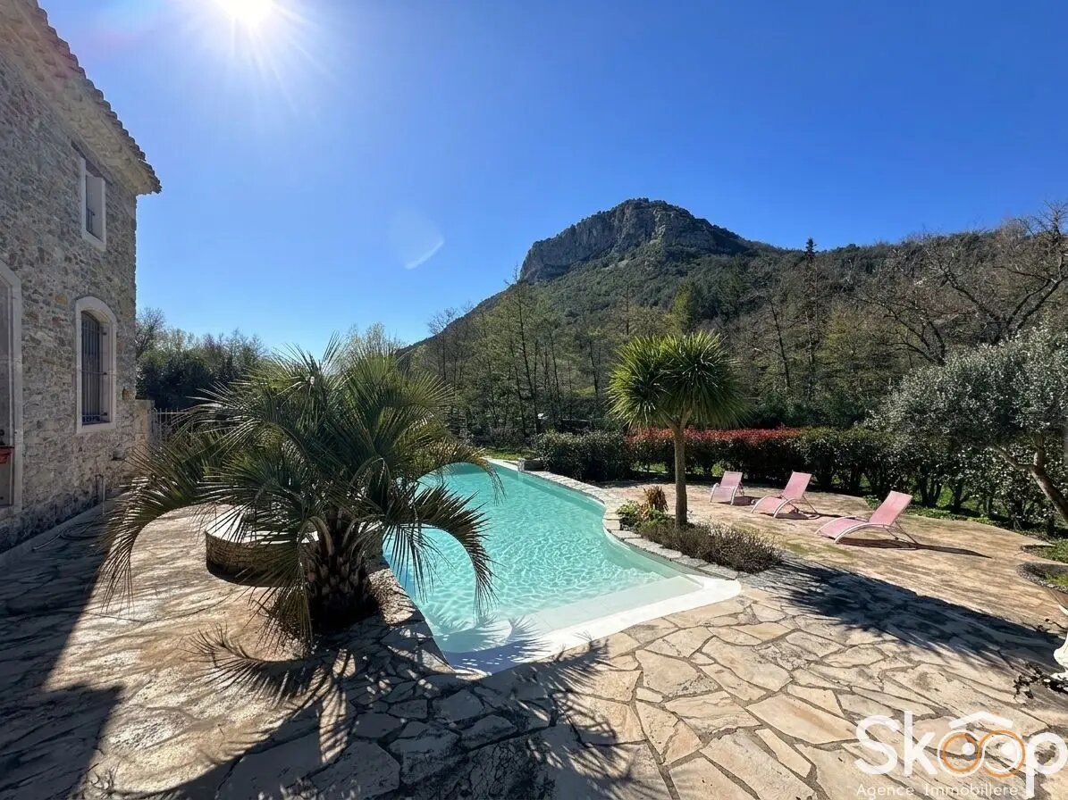 Maison à vendre, 550m², Saint-Hippolyte-du-Fort
