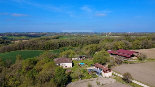Maison 14 pièces 400 m² · à Saint-Clar · 400 m² · 590 000 €