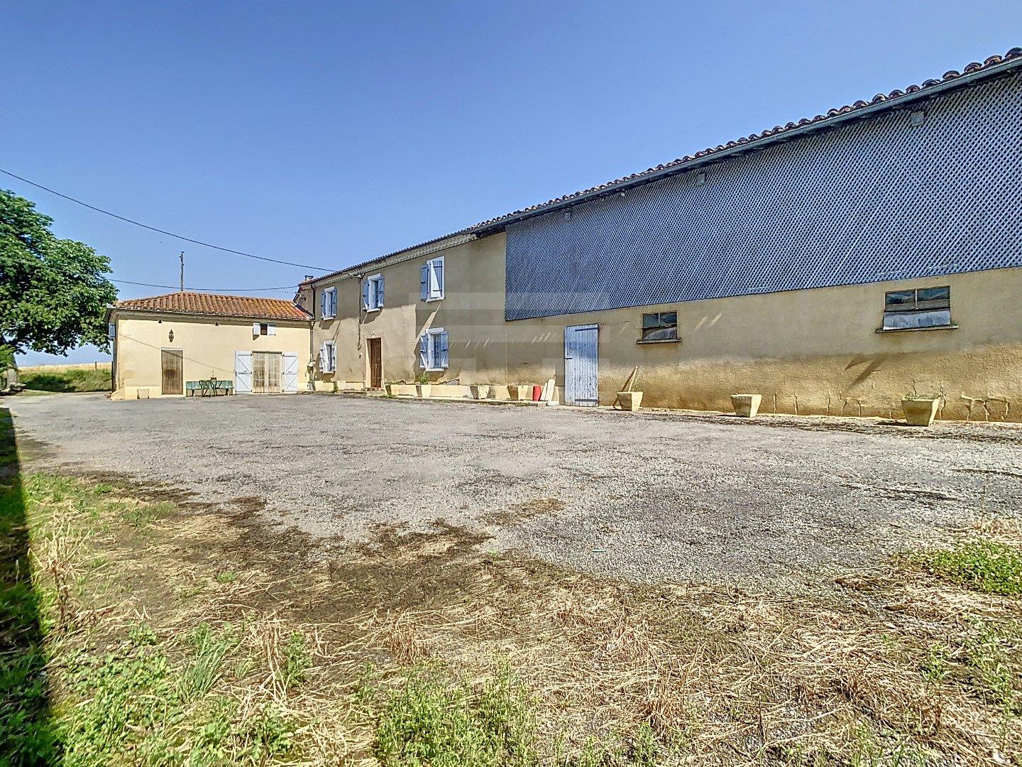 Maison à vendre, 185m², Auch