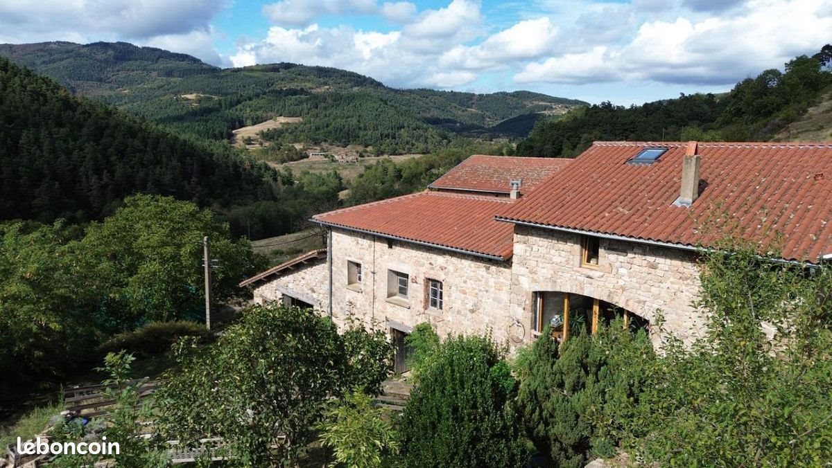 Maison à vendre, 148m², Saint-Félicien