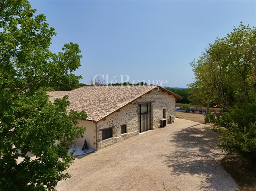 Maison 8 pièces 285 m² · à Eymet · 285 m² · 945 000 €