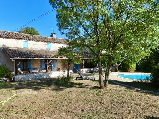 Maison 12 pièces 400 m² · à Eymet · 400 m² · 775 000 €