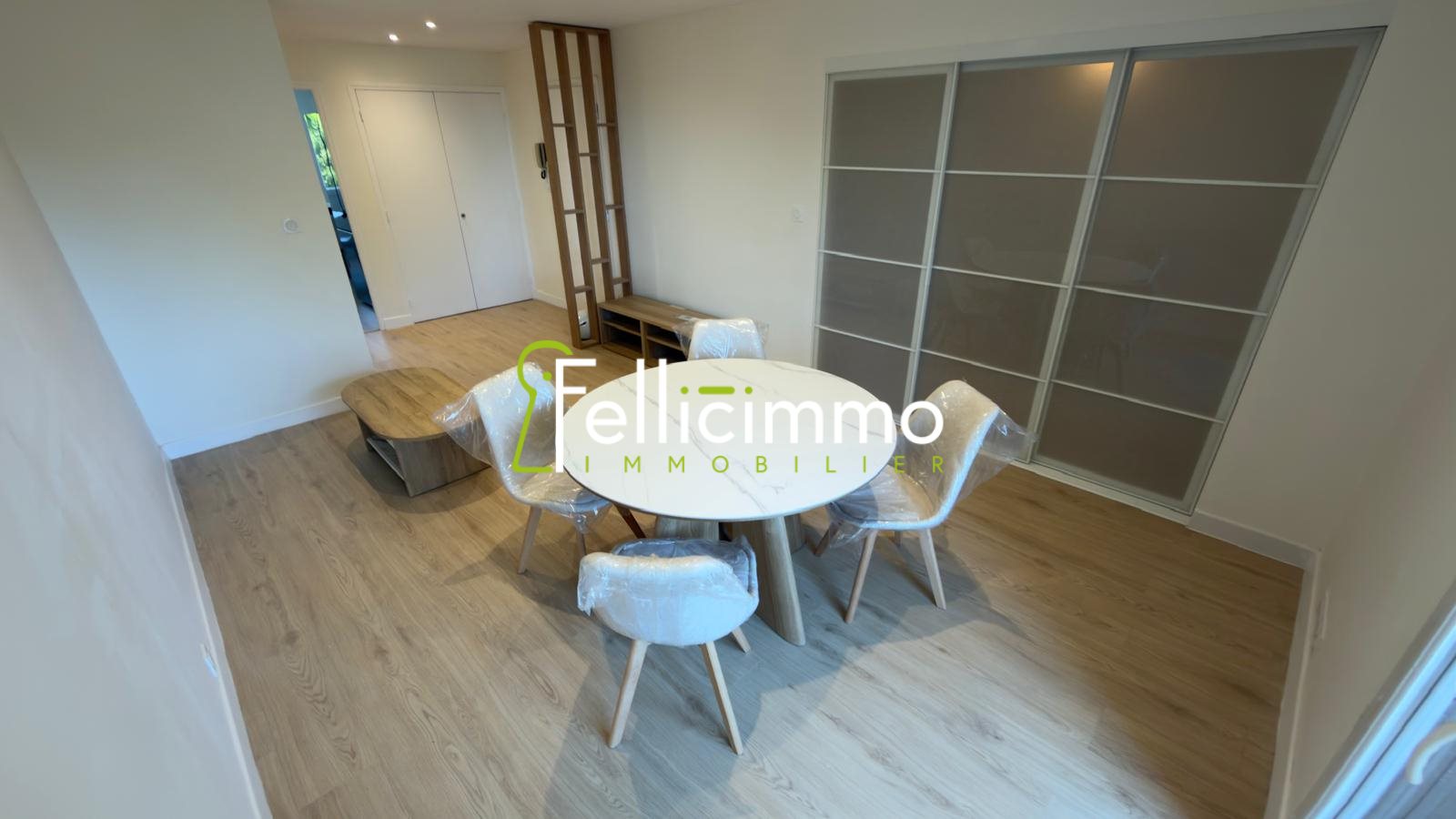 Appartement à louer, 75m², Vallauris