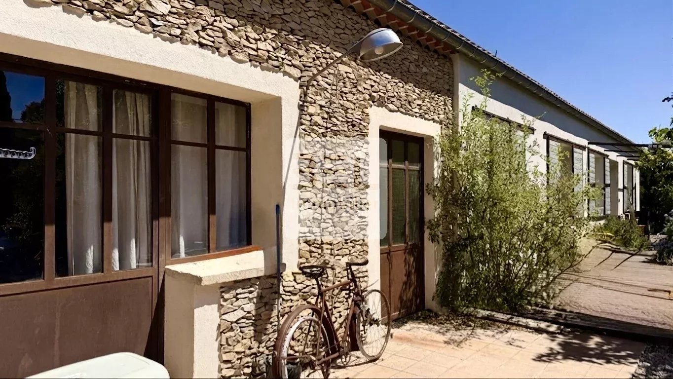 Maison à vendre, 160m², Aramon