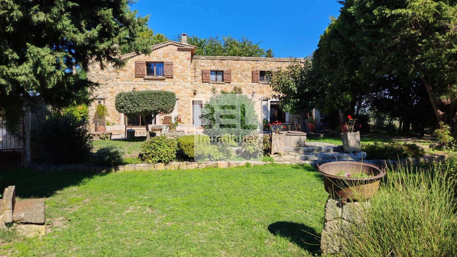 Maison à vendre, 210m², Camaret-sur-Aigues