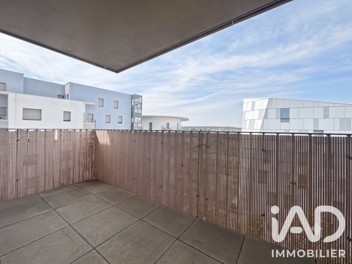Appartement à louer, 63m², Massy