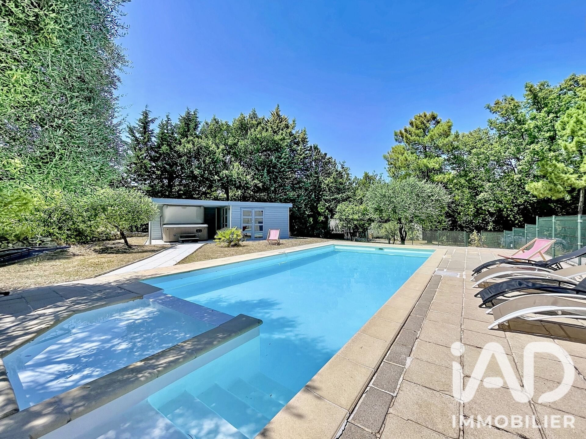 Maison à vendre, 120m², Bagnols-en-Forêt