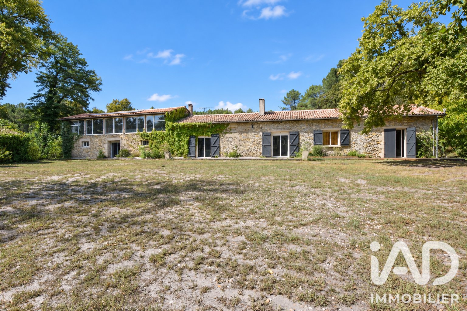Maison à vendre, 242m², Léogeats