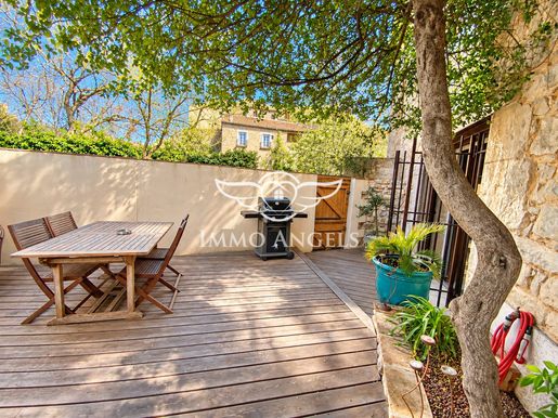 Maison 11 pièces 289 m² · à Les Matelles · 289 m² · 699 000 €