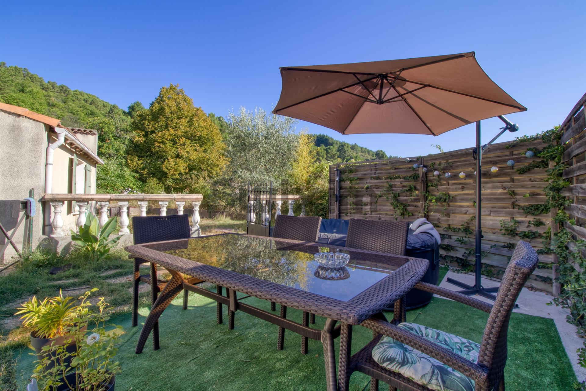 Maison à vendre, 143m², Sainte-Cécile-d'Andorge