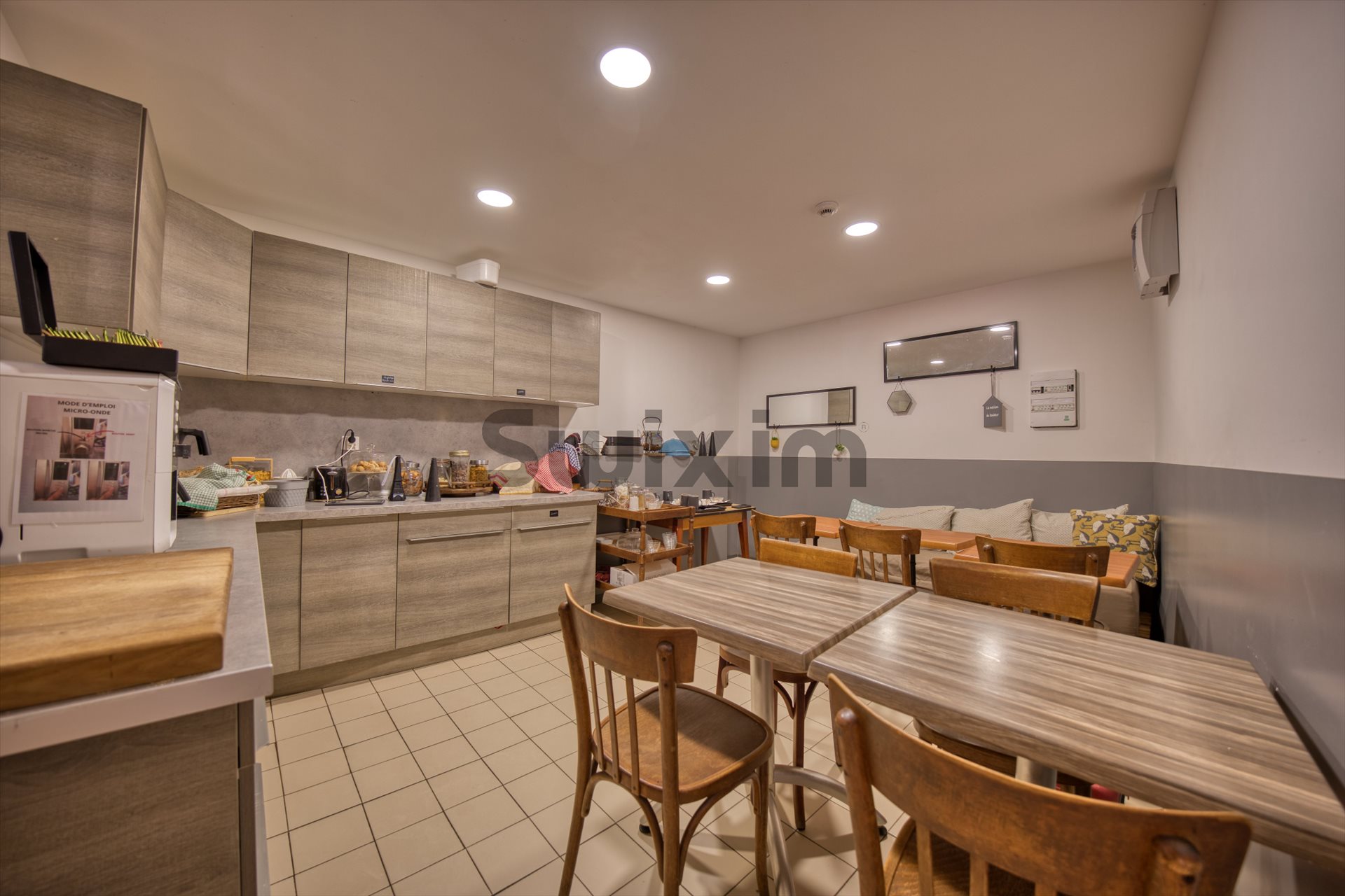 Maison à vendre, 400m², Saint-André-de-Valborgne
