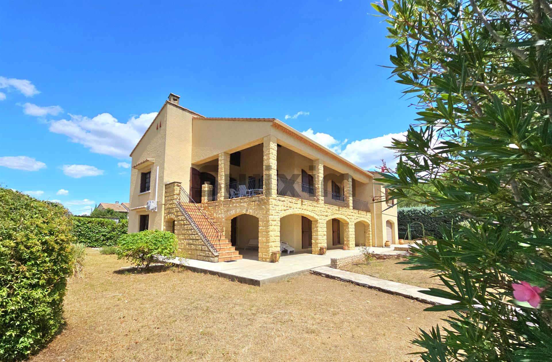 Maison à vendre, 267m², Bagnols-sur-Cèze