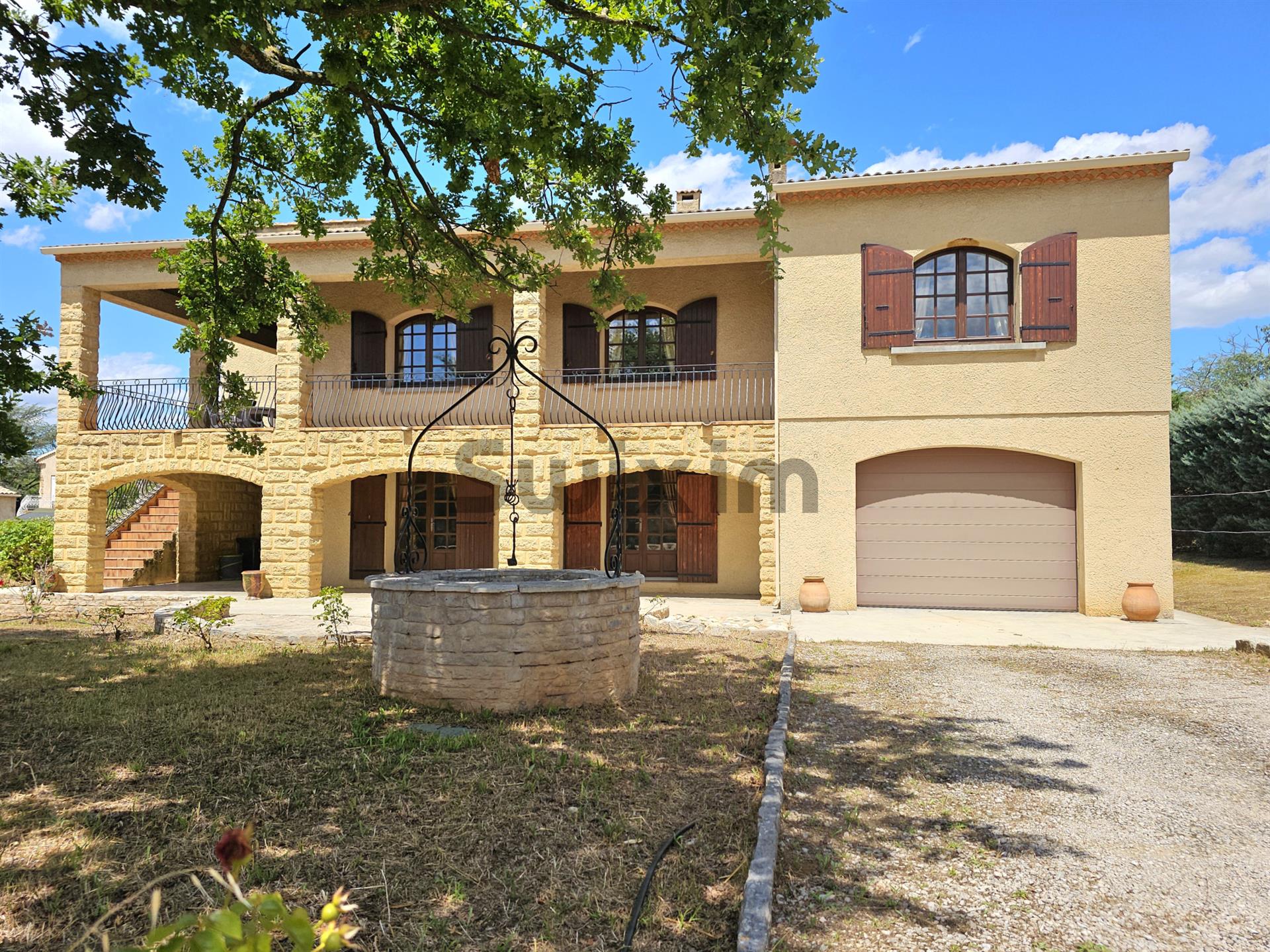 Maison à vendre, 267m², Bagnols-sur-Cèze