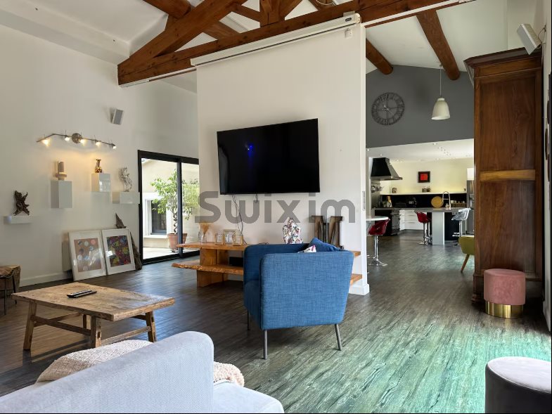 Maison à louer, 243m², Vézénobres