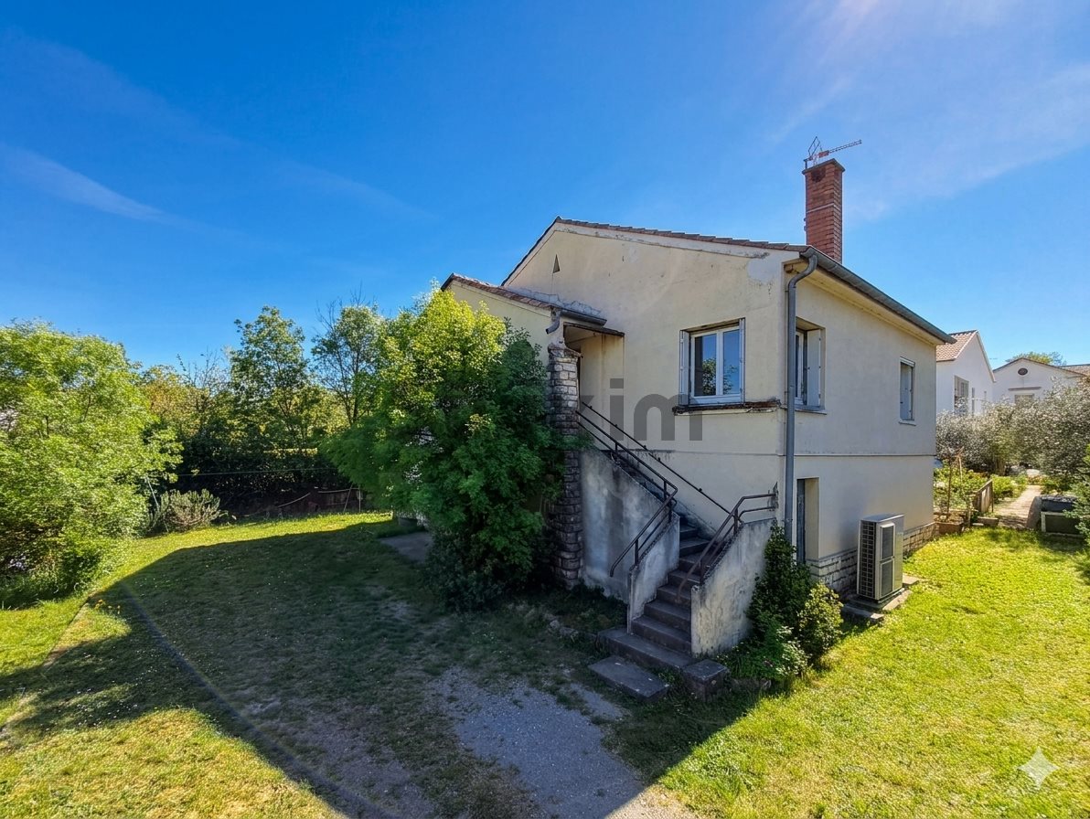 Maison à vendre, 72m², Saint-Julien-les-Rosiers