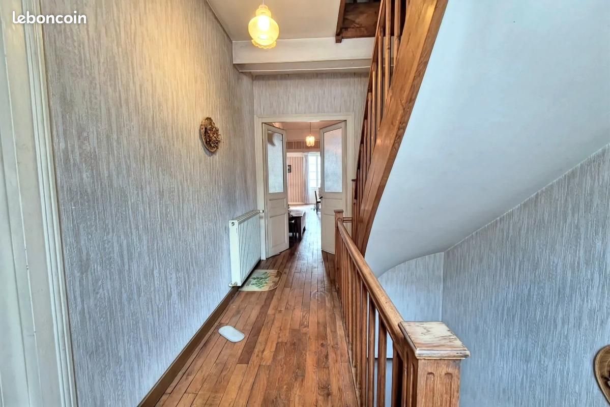 Appartement à vendre, 166m², La Châtre