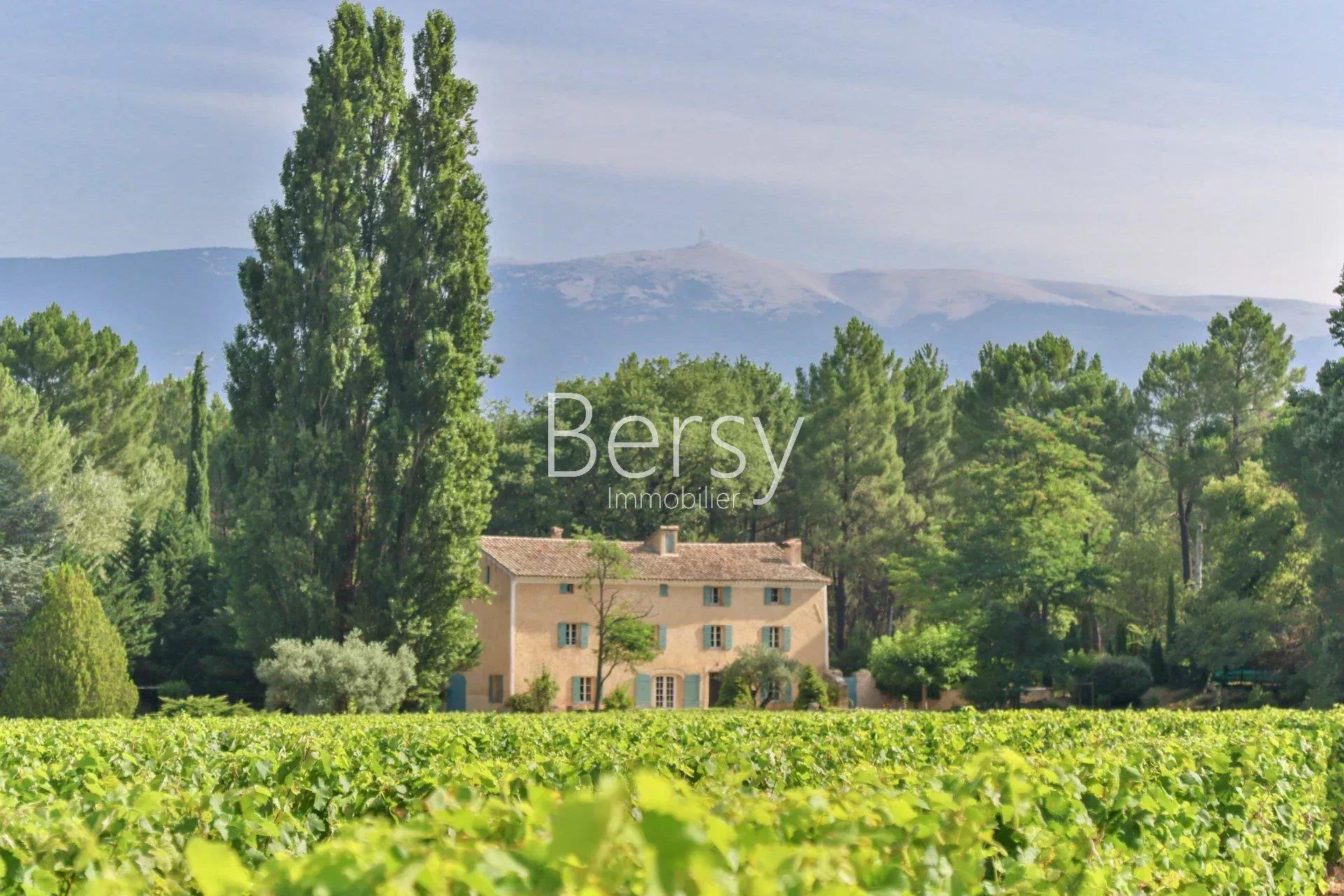 Maison à vendre, 382m², Mormoiron