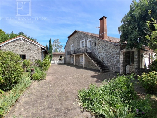 Maison 6 pièces 97 m² · à Saint-Saud-Lacoussière · 97 m² · 169 900 €