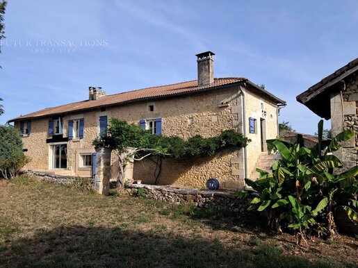 Maison 6 pièces 211 m² · à Champagnac-de-Belair · 211 m² · 336 900 €