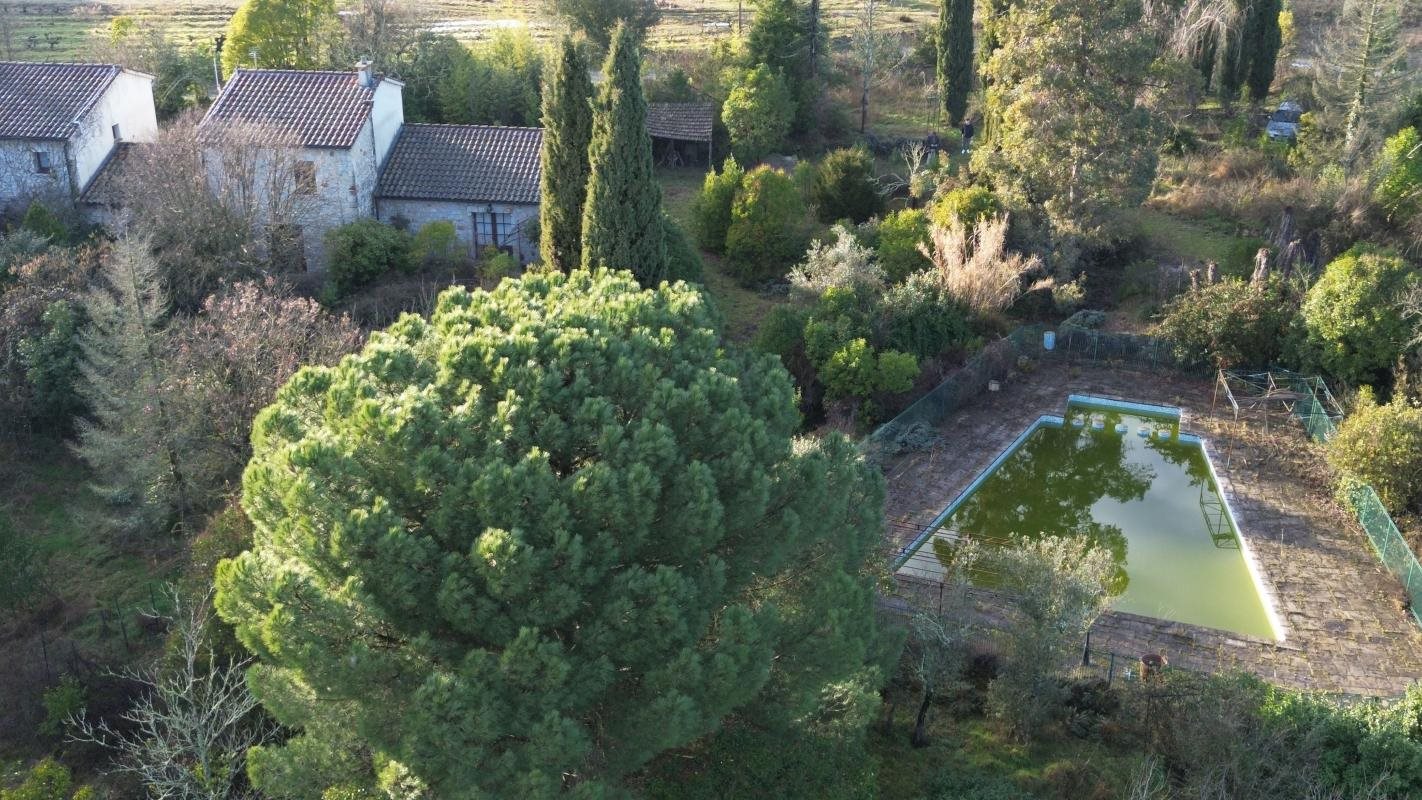 Maison à vendre, 700m², Lablachère