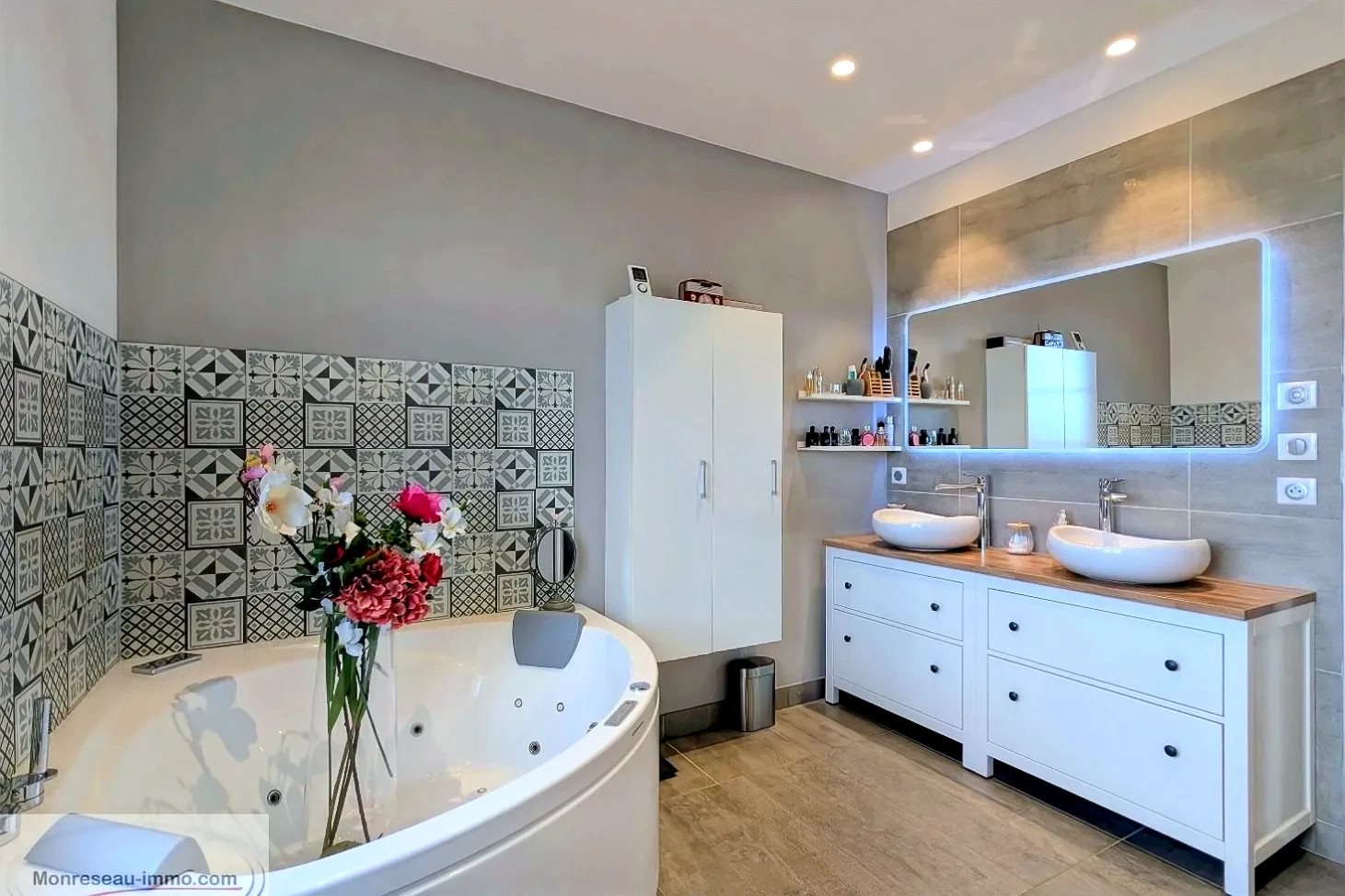 Maison à vendre, 259m², Saint-Ambreuil