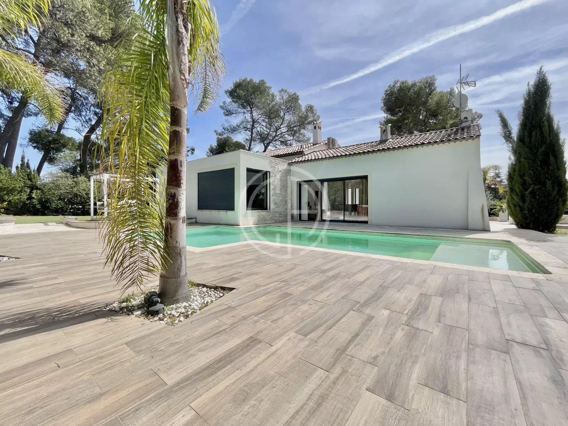 Maison à vendre, 200m², Mougins