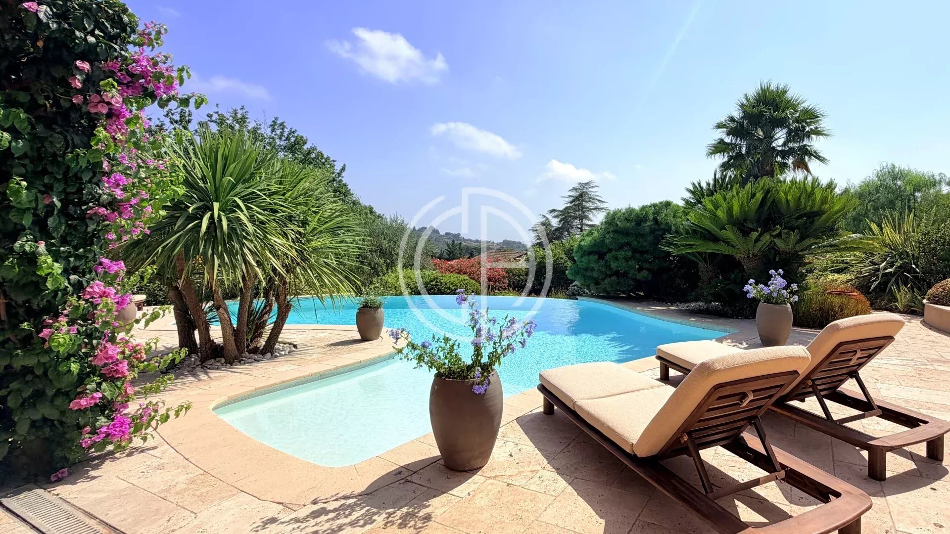 Maison à vendre, 334m², Mougins
