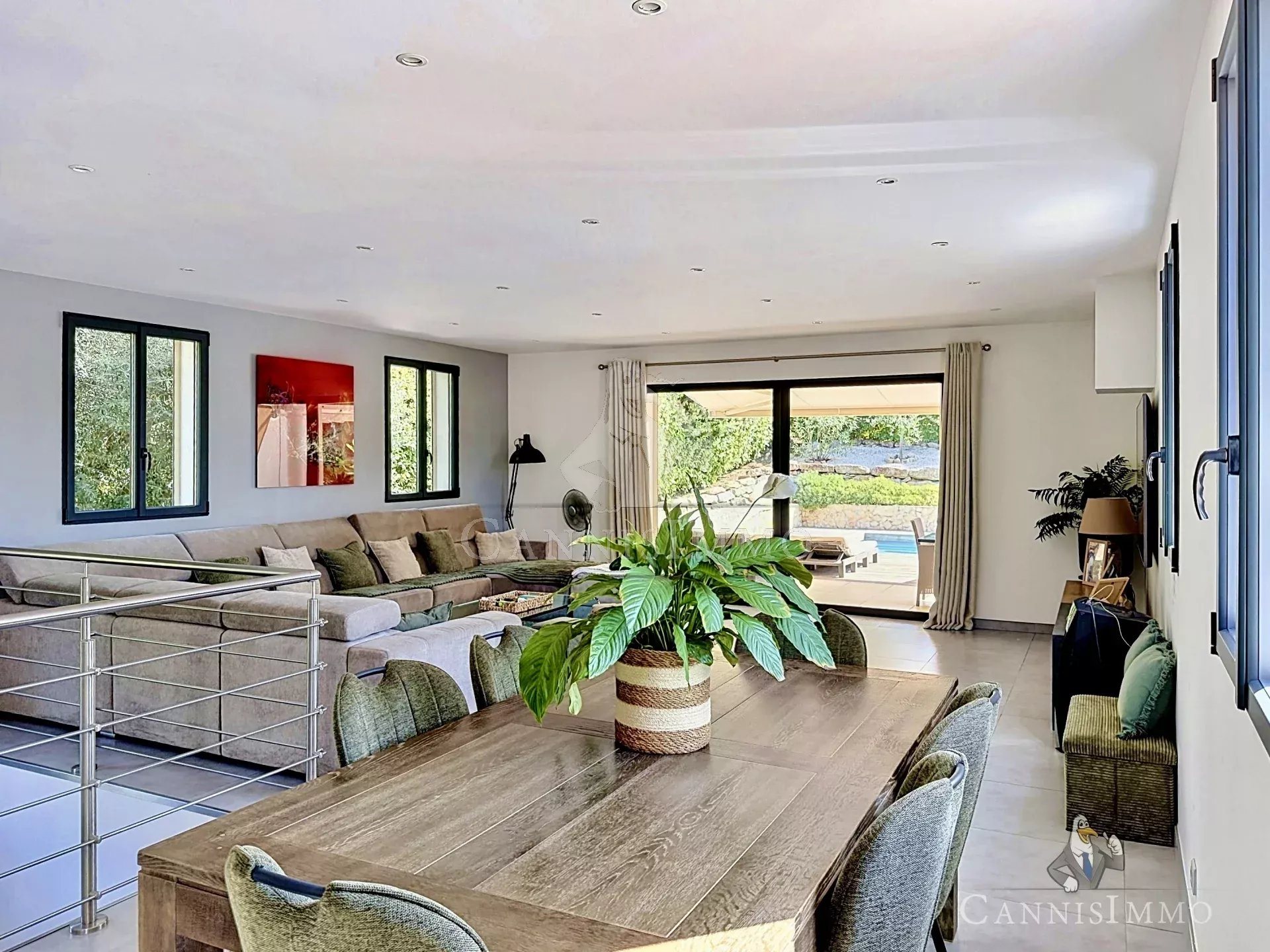 Maison à vendre, 224m², La Roquette-sur-Siagne