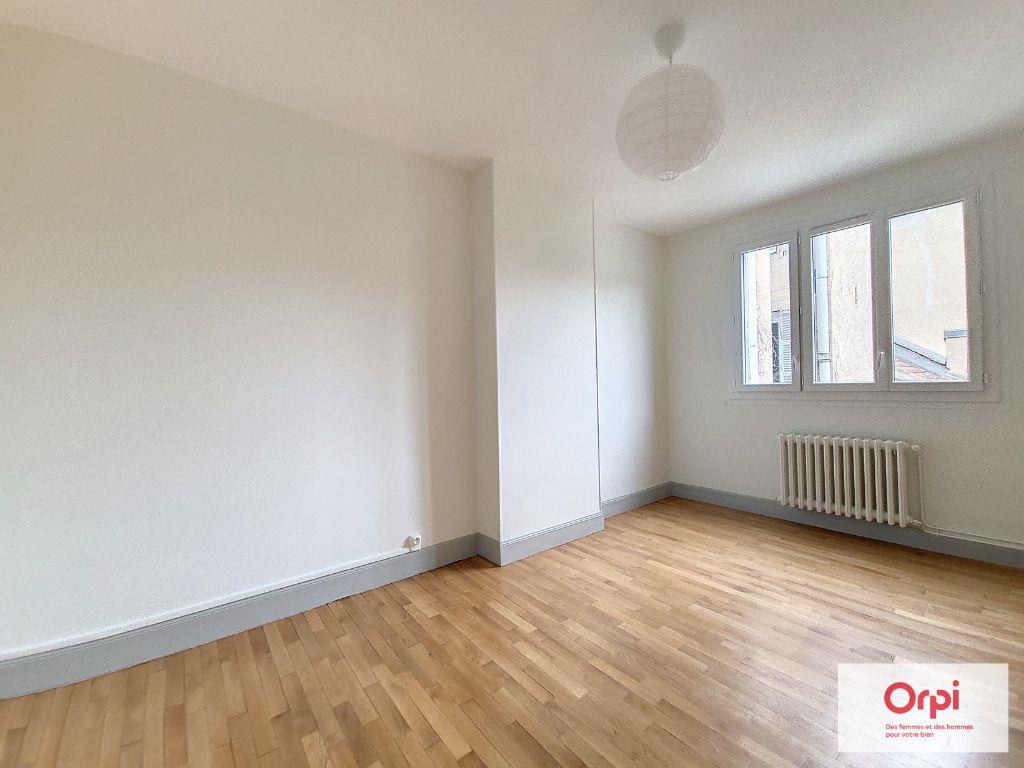 Appartement à louer, 96m², Montluçon