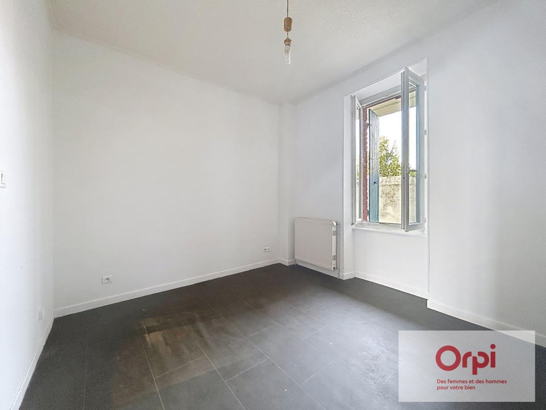 Appartement à louer, 25m², Montluçon