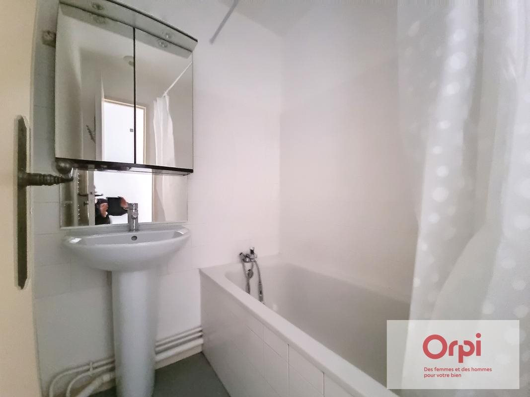 Appartement à louer, 59m², Montluçon