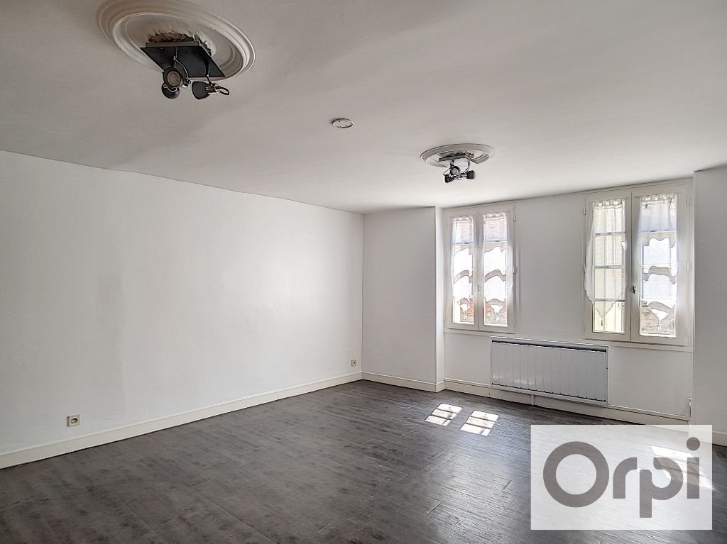 Appartement à louer, 75m², Gouzon