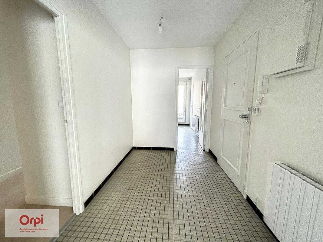 Appartement à louer, 94m², Montluçon