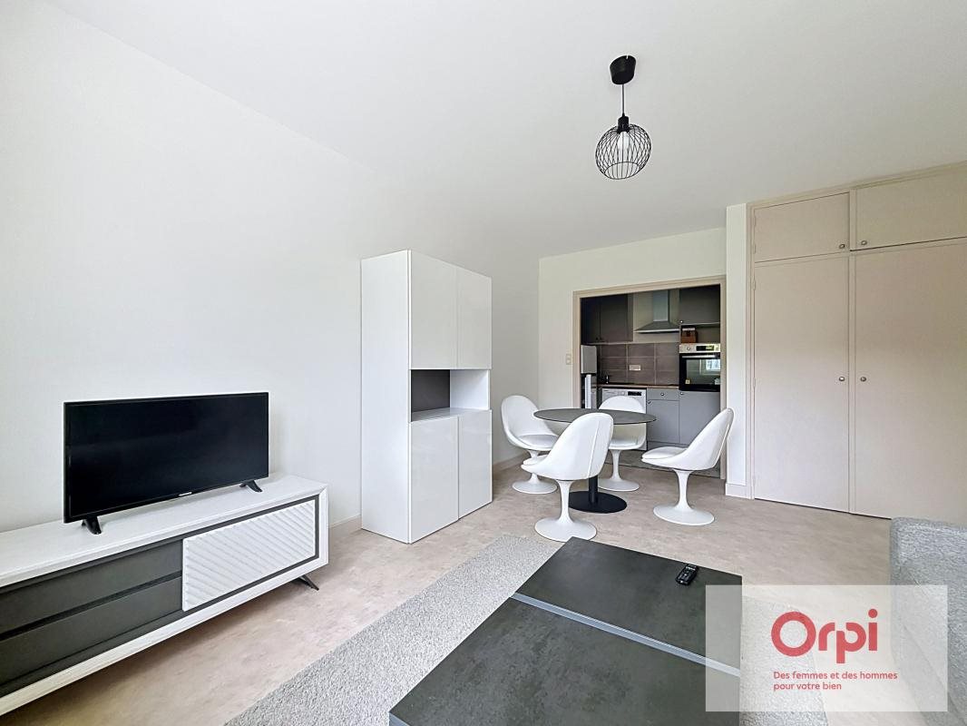 Appartement à louer, 41m², Néris-les-Bains