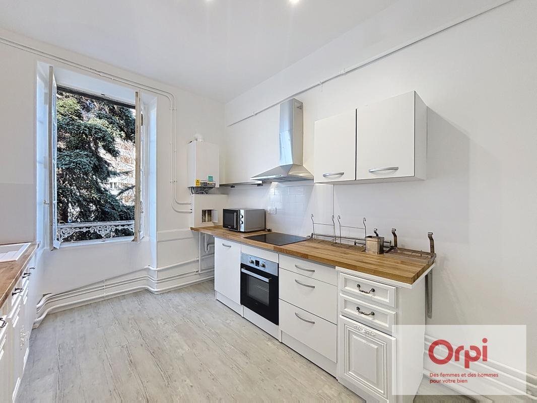 Appartement à louer, 125m², Montluçon