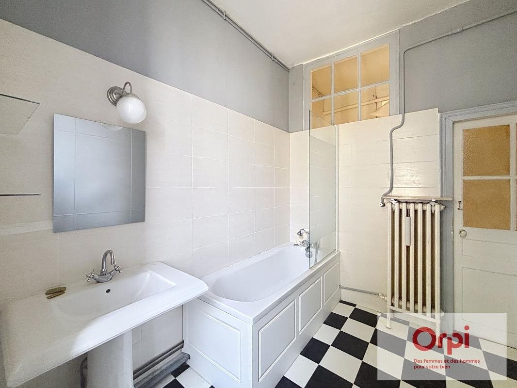 Appartement à louer, 125m², Montluçon