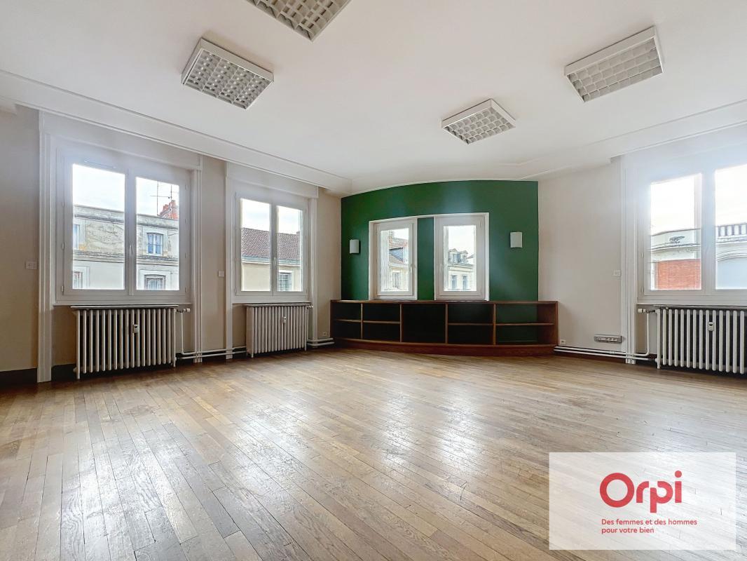 Appartement à louer, 135m², Montluçon