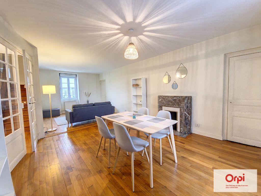 Appartement à louer, 132m², Montluçon